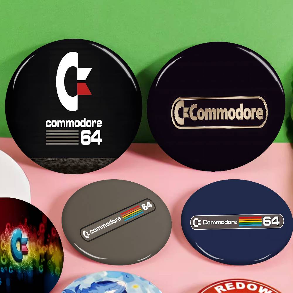 Pin de Botón de Anime Retro C- - Tech Accessories Backpack reseña y precio